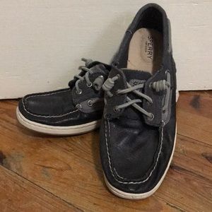 Brand new Navy Sperrys